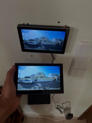 Detalhe da instalação de vídeo porteiro em Setúbal